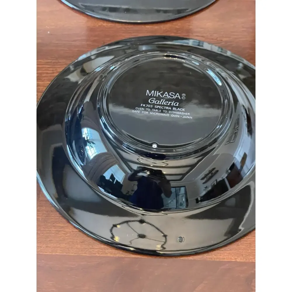 MIKASA GALLERIA SPECTRA BLACK RIMMED SOUP / SALAD BOWL SET OF 4